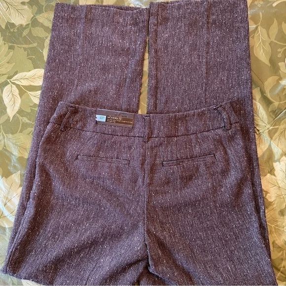 𝅺nwt Apt 9 herringbone slacks in size 4 petite. Originally $48 yours for $23. - Picture 6 of 10